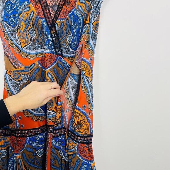 Sandro bandana-print Short-Sleeved Satin Mini Dress size 42 or US 10 - Picture 5 of 8